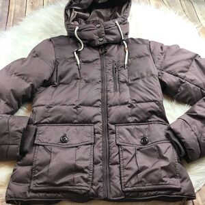 EDDIE BAUER WOMEN'S YUKON  down fill 550 puffer jacket, EUC, small